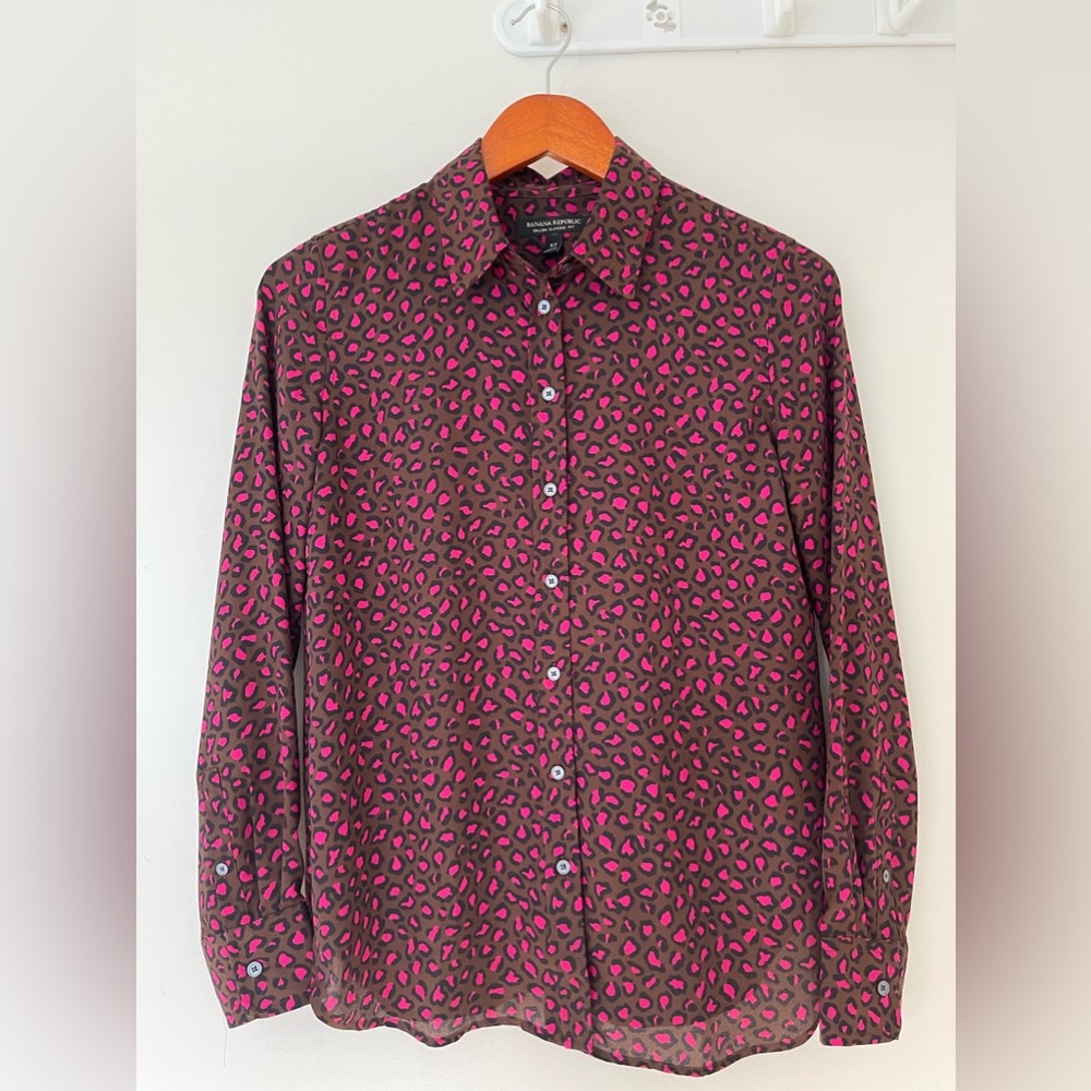 Banana Republic leopard top